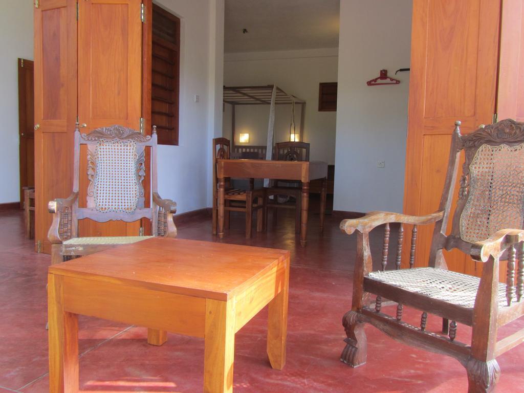 Peacock Land Hotell Tangalle Rum bild