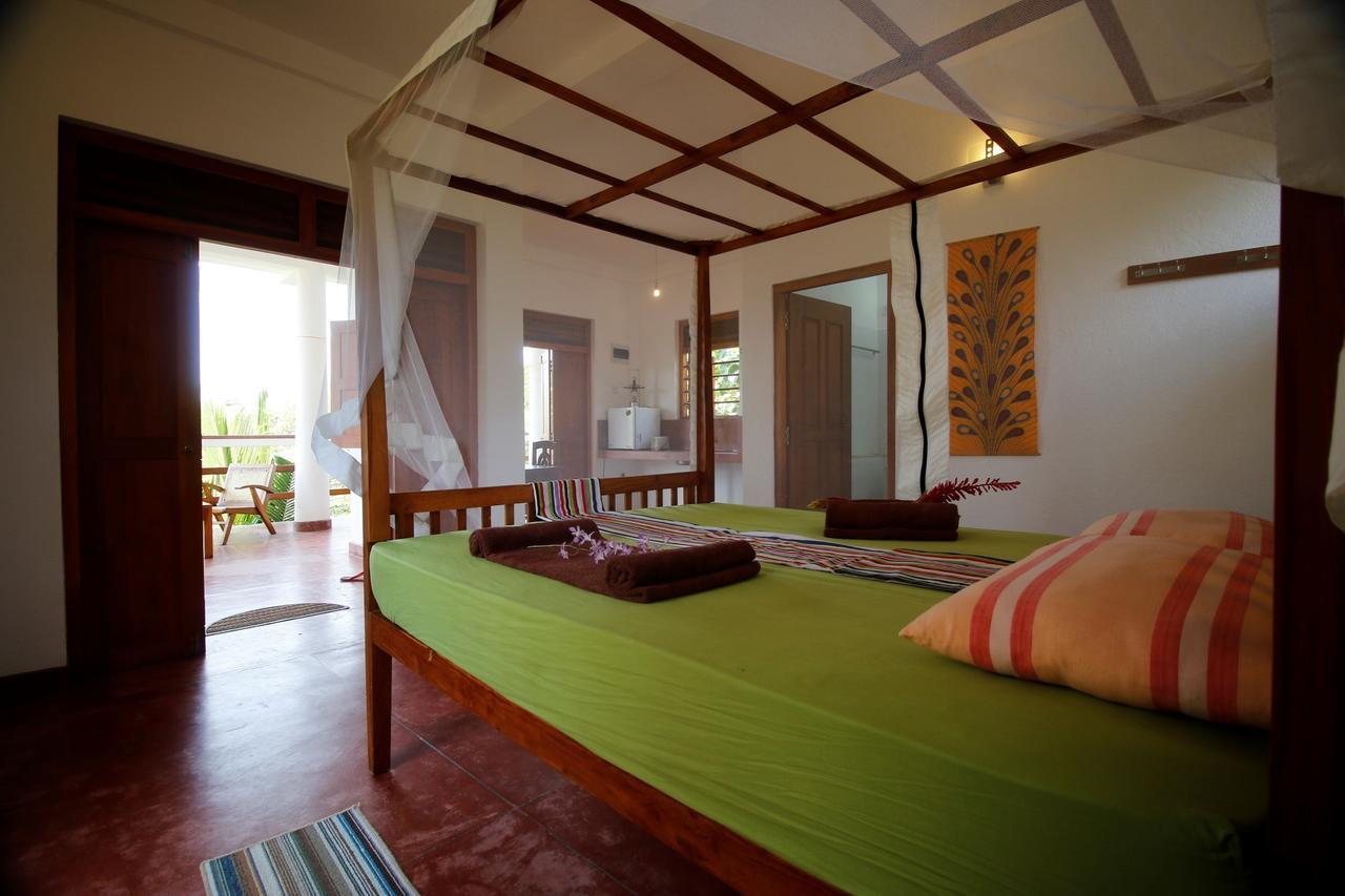 Peacock Land Hotell Tangalle Exteriör bild