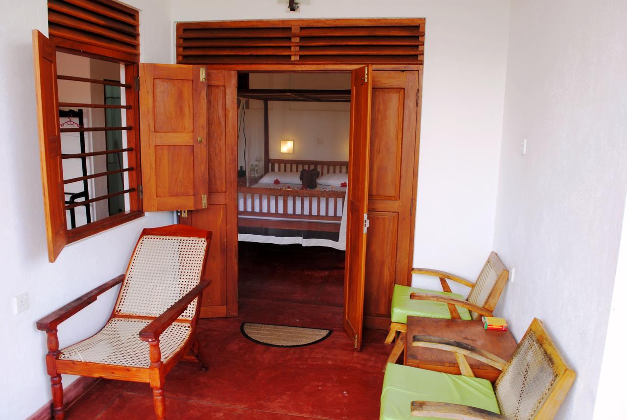 Peacock Land Hotell Tangalle Exteriör bild